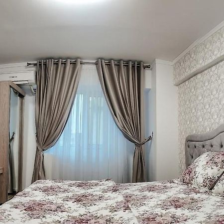 Luxury Radox Apartment Buzau City Center Luaran gambar
