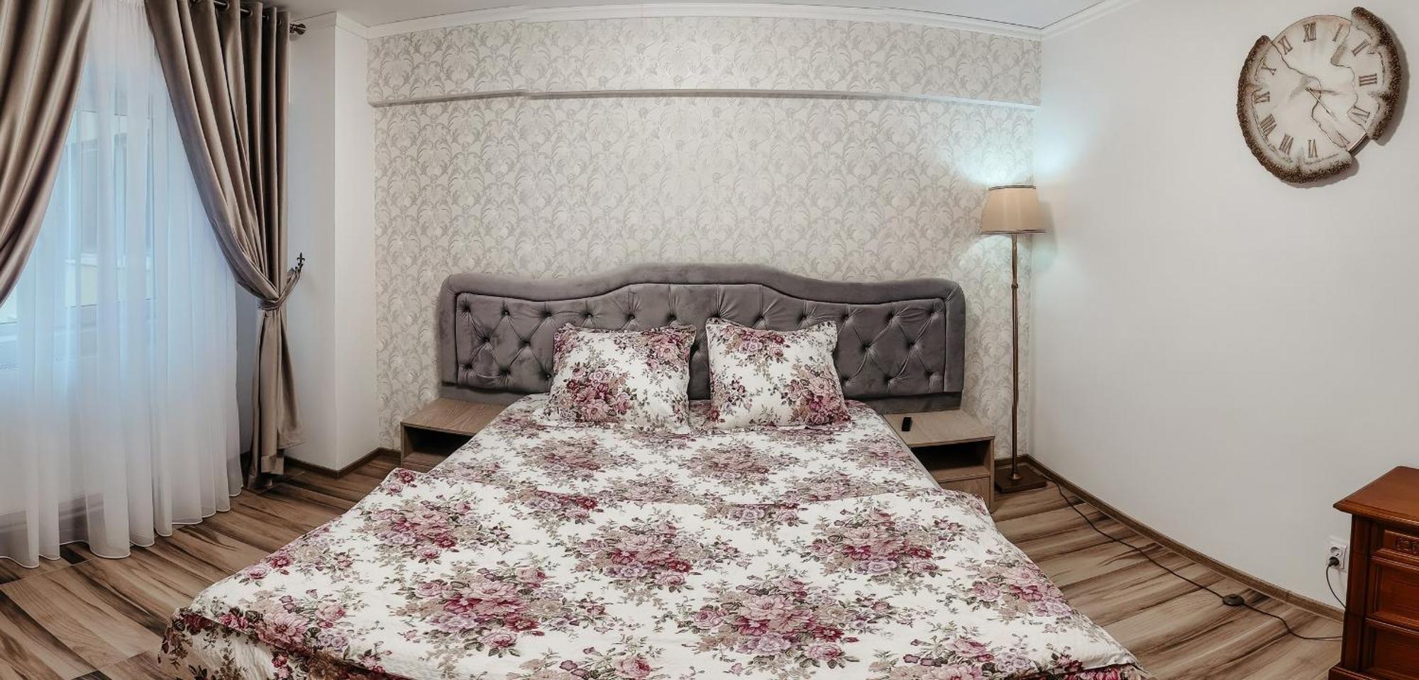 Luxury Radox Apartment Buzau City Center Luaran gambar